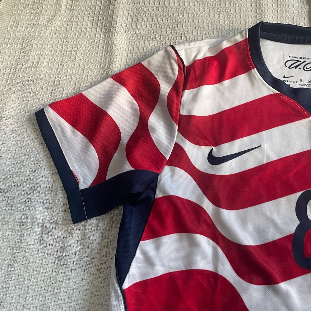 USA Men's Soccer Jersey in Red, White & Navy - Number 8 - Picture 2 of 7